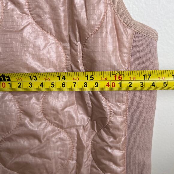 J. Crew Pale Pink Quilted Vest Neutral Peachy Pink Vest Puffer Size S - Picture 4 of 7